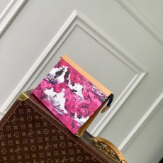 LV Clutch Bags